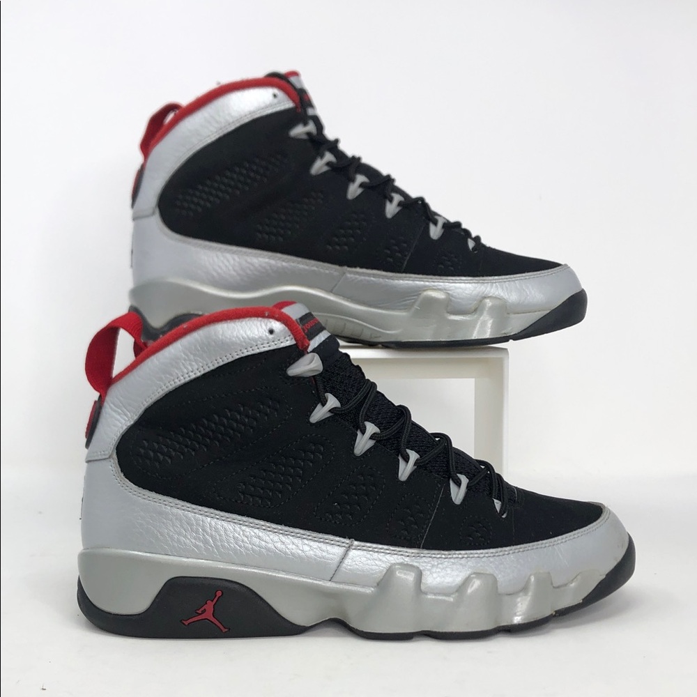 Nike Air Jordan 9 Retro 2012 Kilroy 302370-012 Men’s Sneakers - Size 8.5